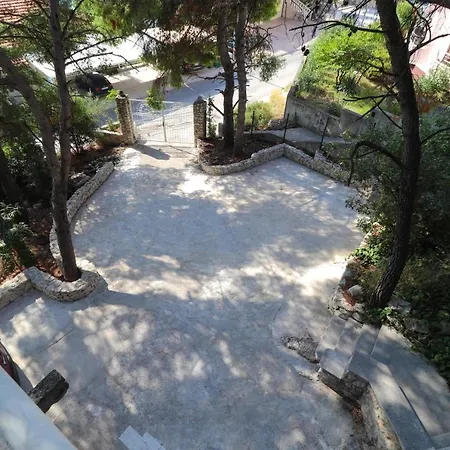 Casa De Verano - Penthouse In With The Private Garden *