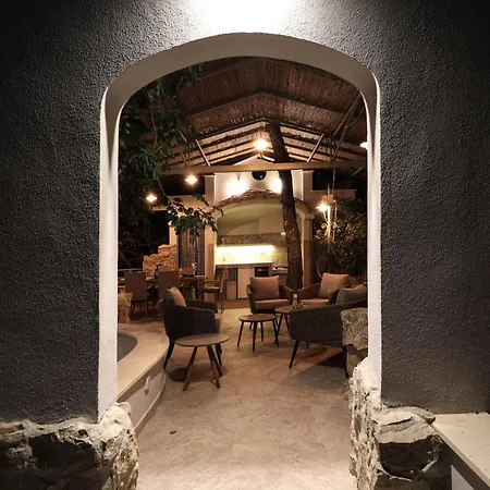 Апартаменты Casa De Verano - Penthouse In With The Private Garden *