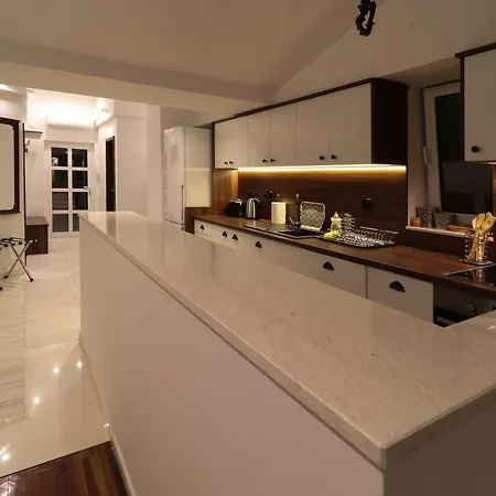 Casa De Verano - Penthouse In With The Private Garden *