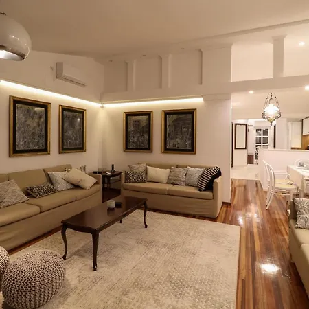 Апартаменты Casa De Verano - Penthouse In With The Private Garden Трогир