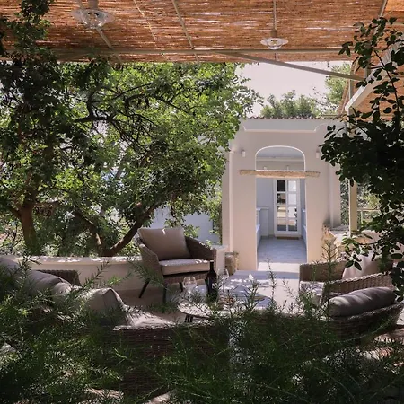 Casa De Verano - Penthouse In With The Private Garden *