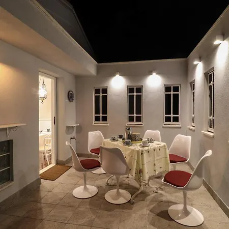 Casa De Verano - Penthouse In With The Private Garden 아파트 트로기르