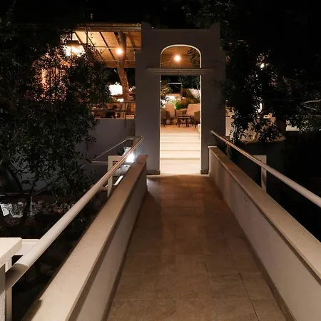 Апартаменты Casa De Verano - Penthouse In With The Private Garden Трогир