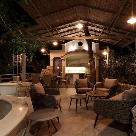 아파트 Casa De Verano - Penthouse In With The Private Garden 트로기르