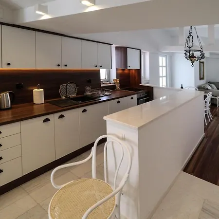 Casa De Verano - Penthouse In With The Private Garden Lägenhet