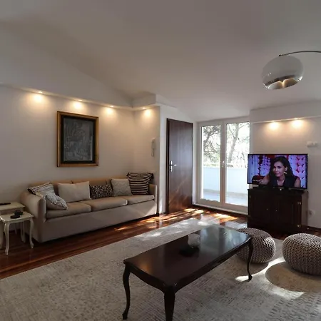 Casa De Verano - Penthouse In With The Private Garden Lägenhet Trogir